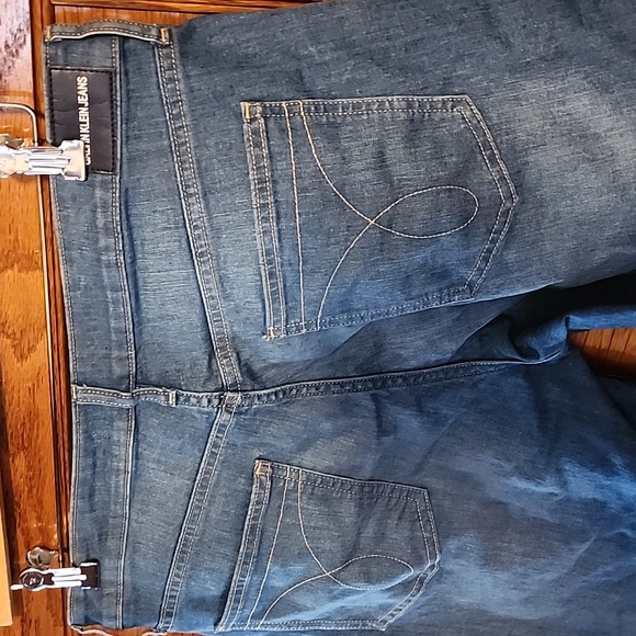 Calvin Klein shorts - Picture 4 of 6